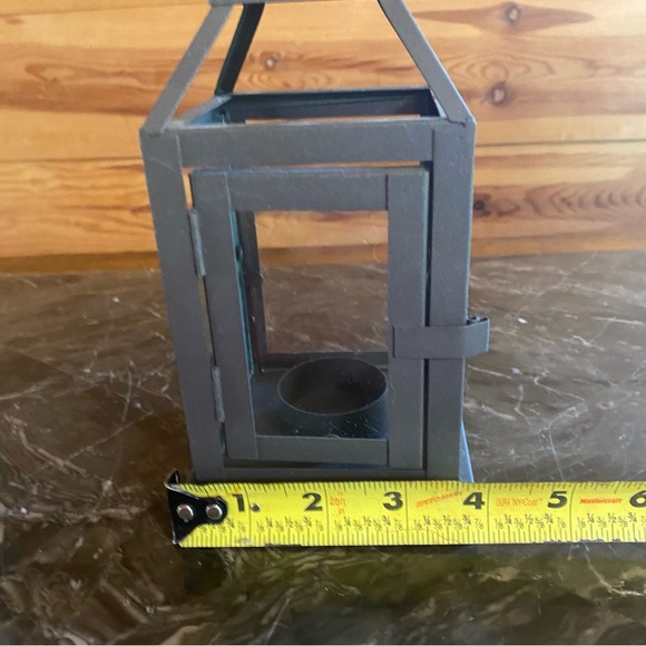 Beautiful Candle Holder - Picture 6 of 9